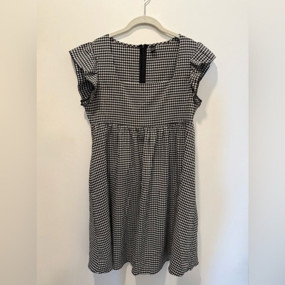 Classic Black and White Gingham Women’s Dress